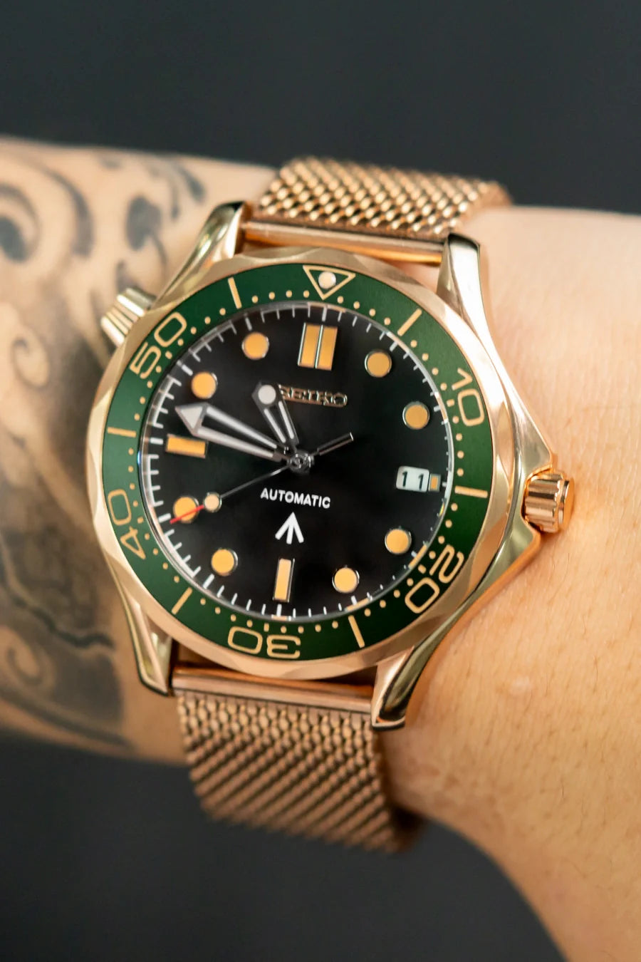 Mod Seamaster VII Verde Rose - SKYRIM WRIST