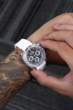 Mod Daytona Acrylic White Black - Image 2