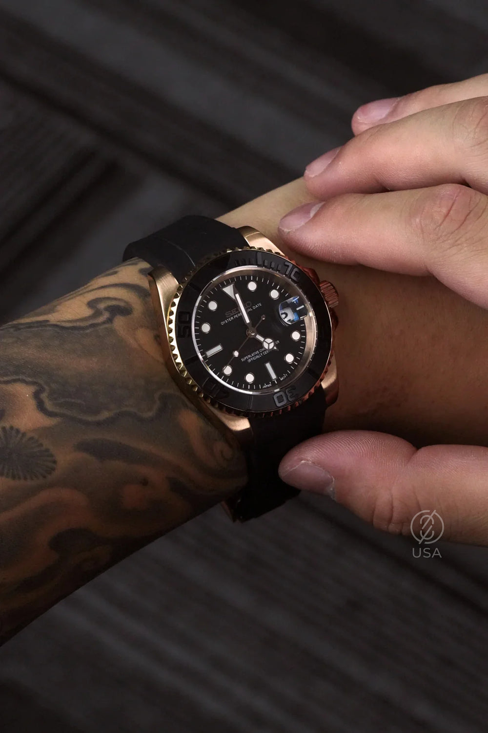 DSC01364_e12ebf3f-74f1-4158-8c79-d7c7f67adee2-1.jpg Custom Submariner & Yacht-Master - Image 1