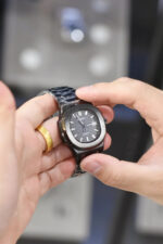 Mod Nautilus All Black - Image 3