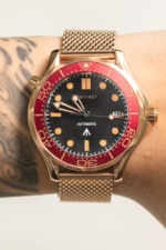 Mod Seamaster VII Vermilion Rose - SKYRIM WRIST